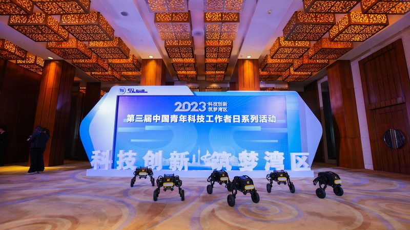容器编排中的数据持久化挑战与解决方案